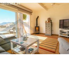 San Juan de los Terreros / Villa