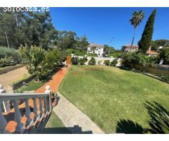 VR734 ESPECTACULAR CHALET CON PRECIOSOS JARDINES EN URB. LAS PALMERITAS, LA