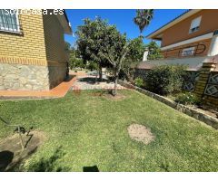 VR734 ESPECTACULAR CHALET CON PRECIOSOS JARDINES EN URB. LAS PALMERITAS, LA
