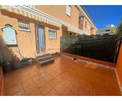 2ALA222 CASA EN URB BELLALUZ, LA ANTILLA