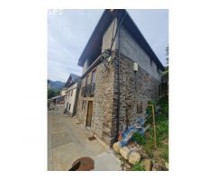 CASA ARANESA PARCIALMENTE REFORMADA SITUADA EN CANEJAN