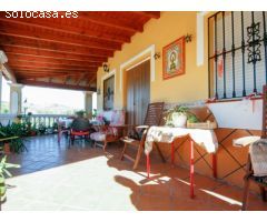 PRECIOSA FINCA CON CASA AL LADO DEL PUEBLO