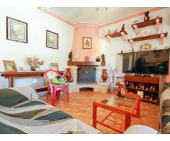 PRECIOSA FINCA CON CASA AL LADO DEL PUEBLO