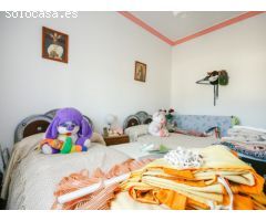 PRECIOSA FINCA CON CASA AL LADO DEL PUEBLO