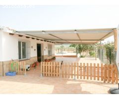 ¡MAGNIFICA FINCA EN MUY BUENA ZONA!