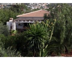 ENCANTADORA FINCA CON DOS CASAS Y DOS APARTAMENTOS