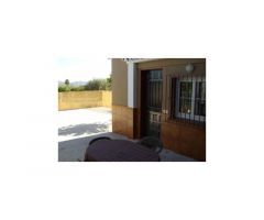 ENCANTADORA FINCA CON DOS CASAS Y DOS APARTAMENTOS