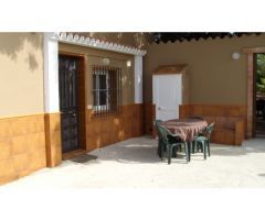 ENCANTADORA FINCA CON DOS CASAS Y DOS APARTAMENTOS