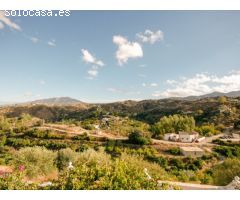 EXCELENTE VILLA CON IMPRESIONANTES VISTAS PANORÁMICAS