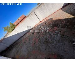 CASA PAREADA CON PISO Y NAVE EN AÑOVER DE TAJO.