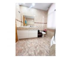 CHALET ADOSADO EN CEDILLO DEL CONDADO (TOLEDO).