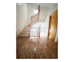 CHALET ADOSADO EN CEDILLO DEL CONDADO (TOLEDO).