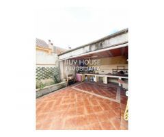 SE VENDE CHALET CON DORMITORIO Y BAÑO EN PLANTA BAJA!!