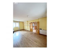SE VENDE CHALET CON DORMITORIO Y BAÑO EN PLANTA BAJA!!