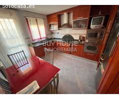 SE VENDE CHALET CON DORMITORIO Y BAÑO EN PLANTA BAJA!!