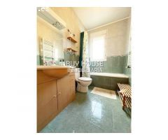 SE VENDE CHALET CON DORMITORIO Y BAÑO EN PLANTA BAJA!!