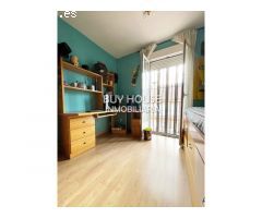 SE VENDE CHALET CON DORMITORIO Y BAÑO EN PLANTA BAJA!!