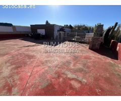 CHALET INDEPENDIENTE RÚSTICO CON TERRENO DE 2100 M2 EN CARRANQUE! .