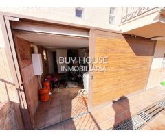 CHALET INDEPENDIENTE RÚSTICO CON TERRENO DE 2100 M2 EN CARRANQUE! .
