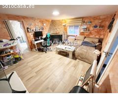 CHALET INDEPENDIENTE RÚSTICO CON TERRENO DE 2100 M2 EN CARRANQUE! .