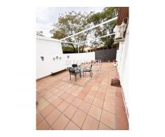 CHALET ADOSADO DE ESQUINA EN PLENO CENTRO DE ILLESCAS - ZONA PARQUE MANUEL DE LA