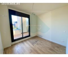 Atico con vistas espectaculares con zona comunitaria con piscina