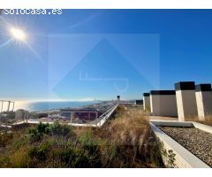 Atico con vistas espectaculares con zona comunitaria con piscina