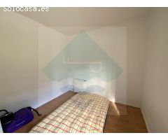 ¡Descubre tu nuevo hogar en Tiana! Casita con Chimenea y Encanto en un Entorno