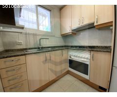 ¡Descubre tu nuevo hogar en Tiana! Casita con Chimenea y Encanto en un Entorno