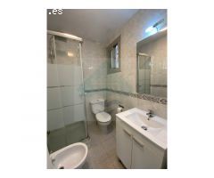 ¡Descubre tu nuevo hogar en Tiana! Casita con Chimenea y Encanto en un Entorno