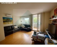 Encantador piso familiar de 4 habitaciones 2 baños y piscina comunitaria