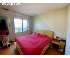 Encantador piso familiar de 4 habitaciones 2 baños y piscina comunitaria