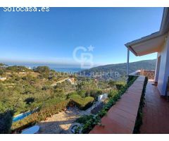 En venta Villa Mediterránea con vistas panorámicas al mar en la zona de Begur,