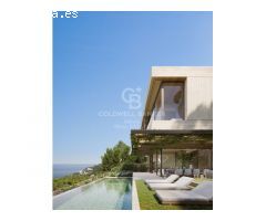 En venta viviendas unifamiliares de obra nueva con vistas al mar en Aiguaxelida,