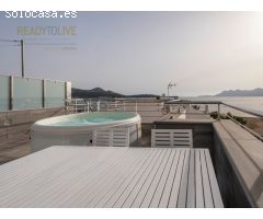 ATICO DUPLEX CON LICENCIA TURISTICA PRIMERA LINEA PUERTO POLLENSA