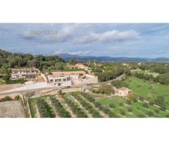 MODERNA CASA DE CAMPO CON LICENCIA DE ALQUILER VACACIONAL