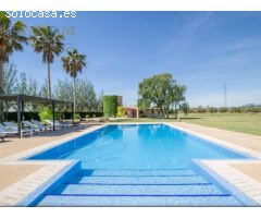 Finca con jardín y piscina con vistas Sierra de Tramuntana