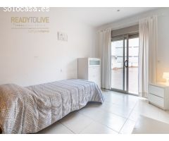 EXCLUSIVA PLANTA BAJA CON TERRAZA PRIVADA DE 300 M² EN PUERTO DE ALCUDIA