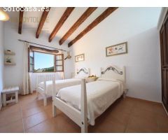 FINCA RÚSTICA CON ENCANTO EN ALCÚDIA Y LICENCIA VACACIONAL