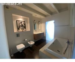 CASA DE PUEBLO MODERNA CON LICENCIA DE ALQUILER VACACIONAL EN MONTUÏRI.