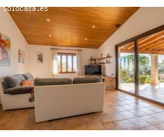 Vive la magia de Mallorca en esta finca rústica.