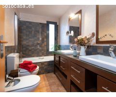 Increíble Chalet de 3 habitaciones con 170 m² de espacio habitable y terreno de