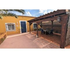 CASA DE CAMPO EN ZONA DE SAN CRISPIN