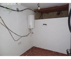 Chalet a la venta en la urbanización California en el municipio de Canyelles