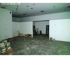 Local comercial a la venta en Vilafranca del Penedés