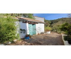 ESPECTACULAR FINCA CON BUNGALOWS Y PISCINA. IDEAL INVERSION