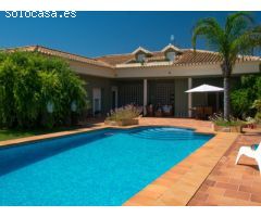 Bonita casa de 4 habitaciones con carácter en Beniarbeig, a tan solo 10 min del