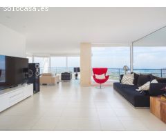 MAGNIFICA VILLA CON SUS VISTAS PANORÁMICAS AL MAR, MONTAÑAS Y CAMPO DE GOLF EN