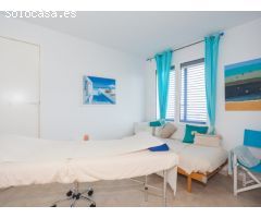 MAGNIFICA VILLA CON SUS VISTAS PANORÁMICAS AL MAR, MONTAÑAS Y CAMPO DE GOLF EN