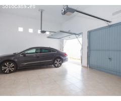 MAGNIFICA VILLA CON SUS VISTAS PANORÁMICAS AL MAR, MONTAÑAS Y CAMPO DE GOLF EN